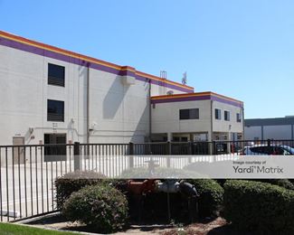 Photo 3 of Public Storage - 1724 South Crenshaw Blvd, Torrance, CA