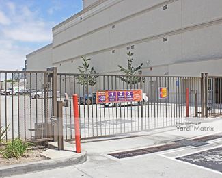 Photo 4 of Public Storage - 12681 West Jefferson Blvd, Los Angeles, CA