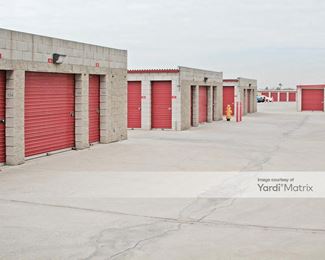 Photo 4 of SecurCare Self Storage - 8464 Mission Blvd, Riverside, CA