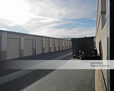 Storage Units for Rent available at 13475 Baseline Avenue, Fontana, CA 92336
