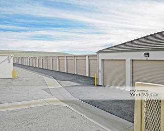 Photo 4 of All About Storage - 6211 Sierra Avenue, Fontana, CA