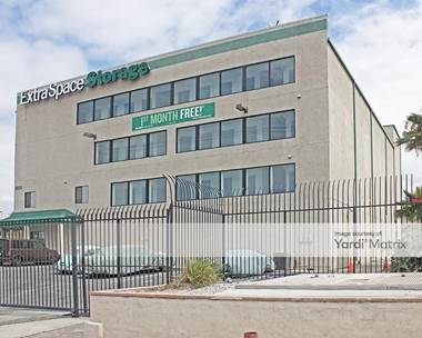 Storage Units for Rent available at 5855 West Centinela Avenue, Los Angeles, CA 90045