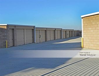 Photo 3 of Secure Mini Storage - 37560 Sierra Hwy, Palmdale, CA