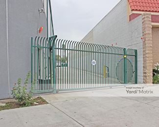 Photo 3 of AA Universal Self Storage - 6121 Lankershim Blvd, North Hollywood, CA