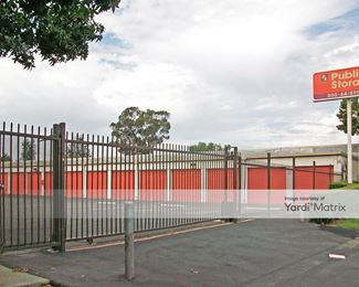Photo 2 of Public Storage - 15350 Oxnard Street, Van Nuys, CA