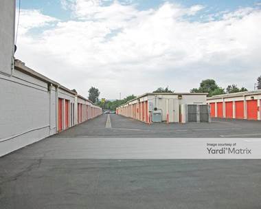 Storage Units for Rent available at 15350 Oxnard Street, Van Nuys, CA 91411