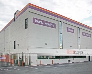 Photo 3 of Public Storage - 4610 Van Nuys Blvd, Sherman Oaks, CA