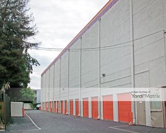 Photo 4 of Public Storage - 4610 Van Nuys Blvd, Sherman Oaks, CA