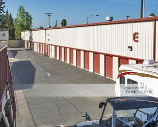 Photo 2 of Security Public Storage - 425 North Quince Street, Escondido, CA