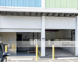 Photo 5 of StorQuest Self Storage - 1040 Sherman Street, San Diego, CA