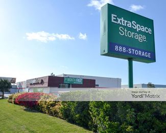 Photo 4 of Extra Space Storage - 6360 Miramar Road, San Diego, CA