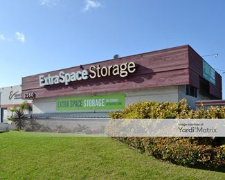 Photo 5 of Extra Space Storage - 6360 Miramar Road, San Diego, CA