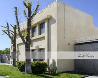 Photo 2 of Extra Space Storage - 851 West Esplanade Avenue, San Jacinto, CA
