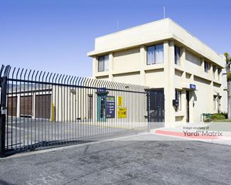 Photo 4 of Extra Space Storage - 851 West Esplanade Avenue, San Jacinto, CA