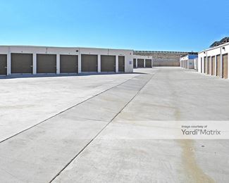 Photo 2 of Hello Storage - 1500 State Street, Barstow, CA