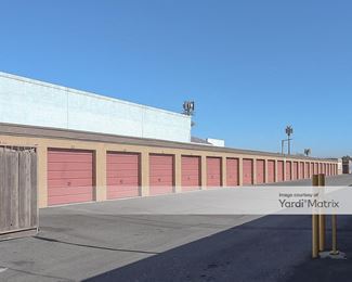 Photo 2 of RightSpace Storage - 1001 North Gilbert Road, Gilbert, AZ