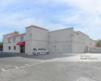Photo 2 of RightSpace Storage - 6933 East Thomas Road, Scottsdale, AZ