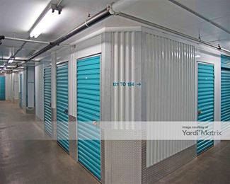 Photo 4 of RightSpace Storage - 6933 East Thomas Road, Scottsdale, AZ