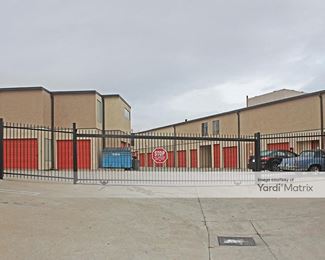 Photo 2 of Crenshaw Self Storage - 6725 Crenshaw Blvd, Los Angeles, CA