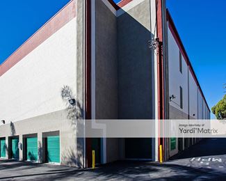Photo 3 of Extra Space Storage - 5825 Santa Monica Blvd, Los Angeles, CA