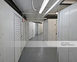 Photo 3 of Extra Space Storage - 1860 Vine Street, Los Angeles, CA