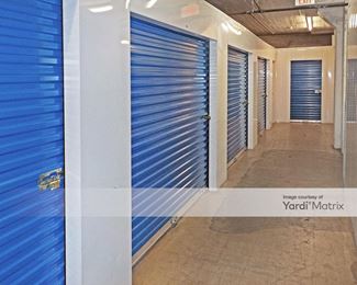 Photo 4 of Extra Space Storage - 2800 West Pico Blvd, Los Angeles, CA