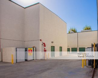 Photo 4 of Extra Space Storage - 12830 Roselle Avenue, Hawthorne, CA