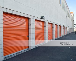 Photo 2 of Public Storage - 6200 Miramar Road, San Diego, CA