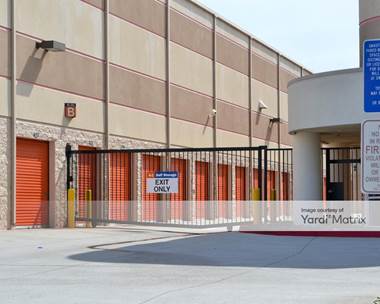 Storage Units for Rent available at 5654 Copley Drive, San Diego, CA 92111