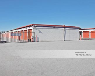 Photo 2 of Public Storage - 400 South Grand Avenue, Santa Ana, CA