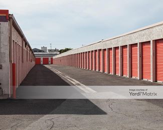 Photo 3 of Public Storage - 1725 Pomona Avenue, Costa Mesa, CA