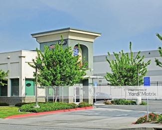 Photo 2 of I-5 Self Storage - 2631 Michelle Drive, Tustin, CA