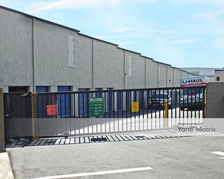 Photo 2 of Extra Space Storage - 480 West Crowther Avenue, Placentia, CA