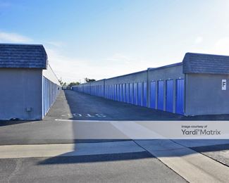 Photo 3 of Mini U Storage - 13260 Goldenwest Street, Westminster, CA
