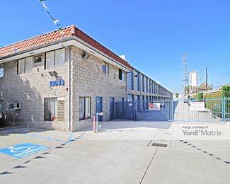 Photo 2 of Santa Fe Self Storage - 13633 Rosecrans Avenue, Santa Fe Springs, CA