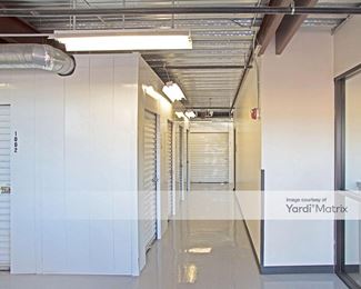 Photo 3 of Storage Solutions - 6900 East Thomas Road, Scottsdale, AZ