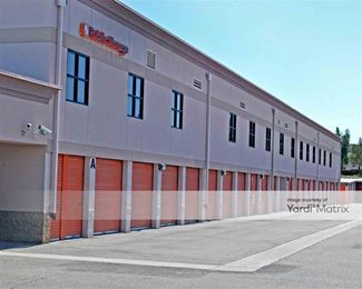 Photo 2 of Public Storage - 1015 South Val Vista Drive, Gilbert, AZ