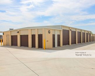 Photo 4 of Extra Space Storage - 868 East Hunt Hwy, San Tan Valley, AZ