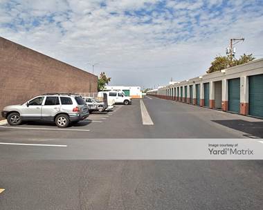 Storage Units for Rent available at 10250 North 19th Avenue, Phoenix, AZ 85021