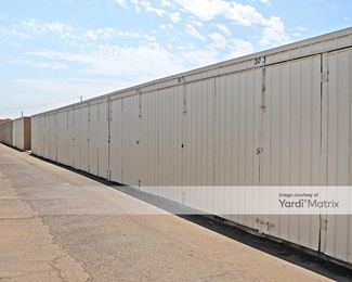 Photo 4 of Storage Garage Rentals - 3611 North 36th Avenue, Phoenix, AZ