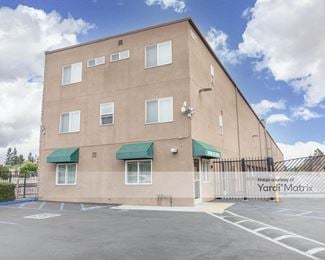 Photo 1 of SecurCare Self Storage - 1671 Edinger Avenue, Tustin, CA