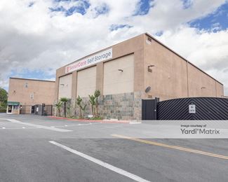 Photo 4 of SecurCare Self Storage - 1671 Edinger Avenue, Tustin, CA