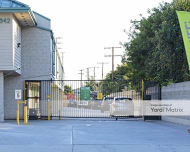 Storage Units for Rent available at 6942 Garden Grove Blvd, Westminster, CA 92683