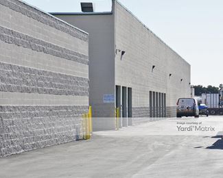 Photo 3 of Extra Space Storage - 4664 Lincoln Avenue, Cypress, CA