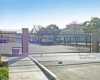 Photo 3 of 949 Storage - 2007 Harbor Blvd, Costa Mesa, CA