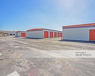 Photo 3 of Public Storage - 1734 East Carson Street, Carson, CA