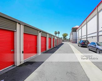 Photo 2 of StorQuest Self Storage - 2911 Redondo Avenue, Long Beach, CA