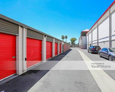 Storage Units for Rent available at 2911 Redondo Avenue, Long Beach, CA 90806
