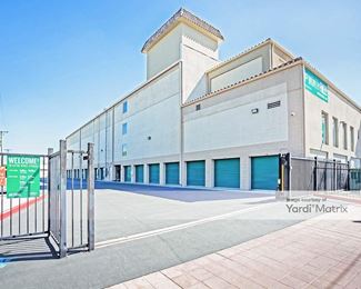 Photo 3 of Extra Space Storage - 24950 South Main Street, Carson, CA