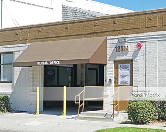 Photo 4 of SecurCare Self Storage - 12024 Center Street, South Gate, CA
